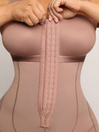 Gaine intégrale post‑opératoire MyCurve avec contrôle du ventre, buste ouvert et rehausse‑fesses