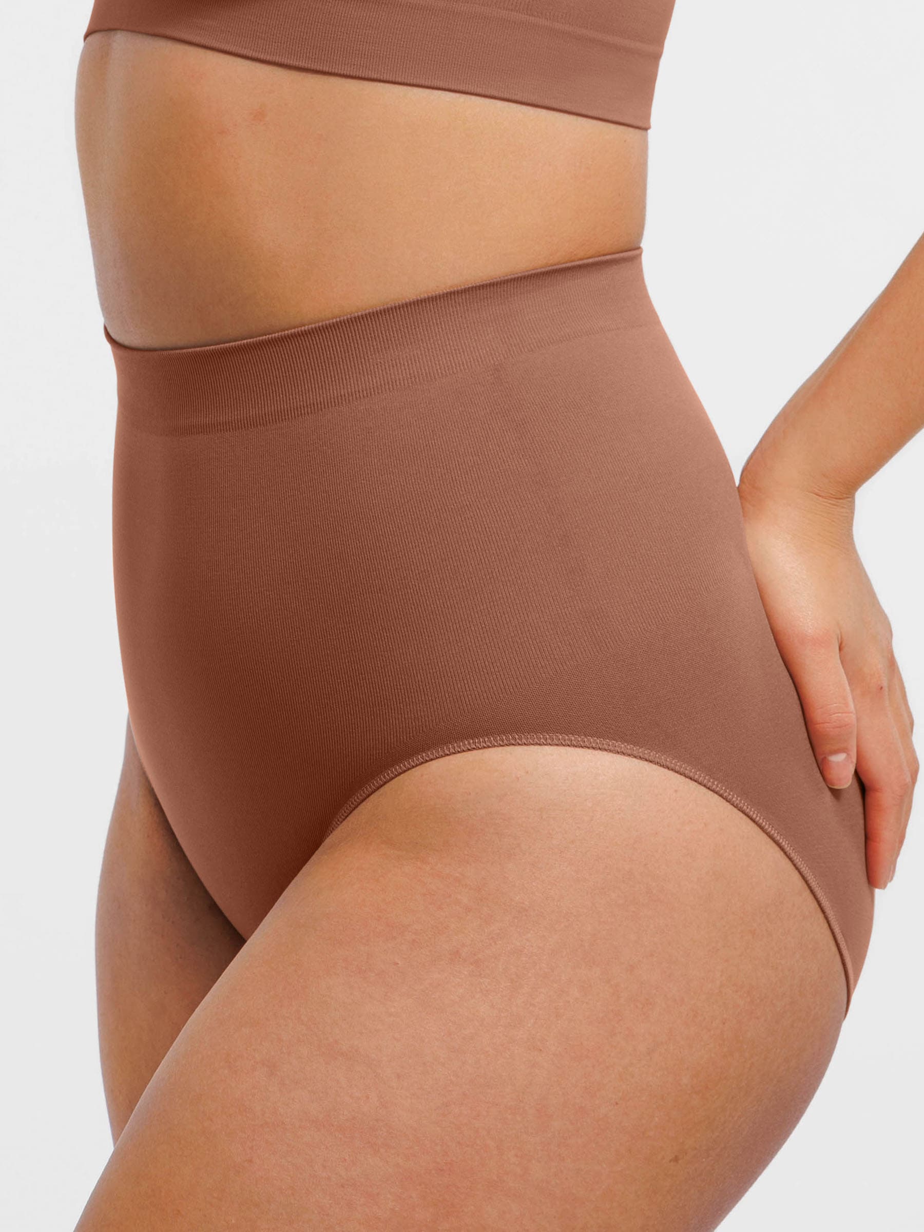 MyCurve Seamless High-Waist Tummy Control Antibacterial Peach Hip Brief