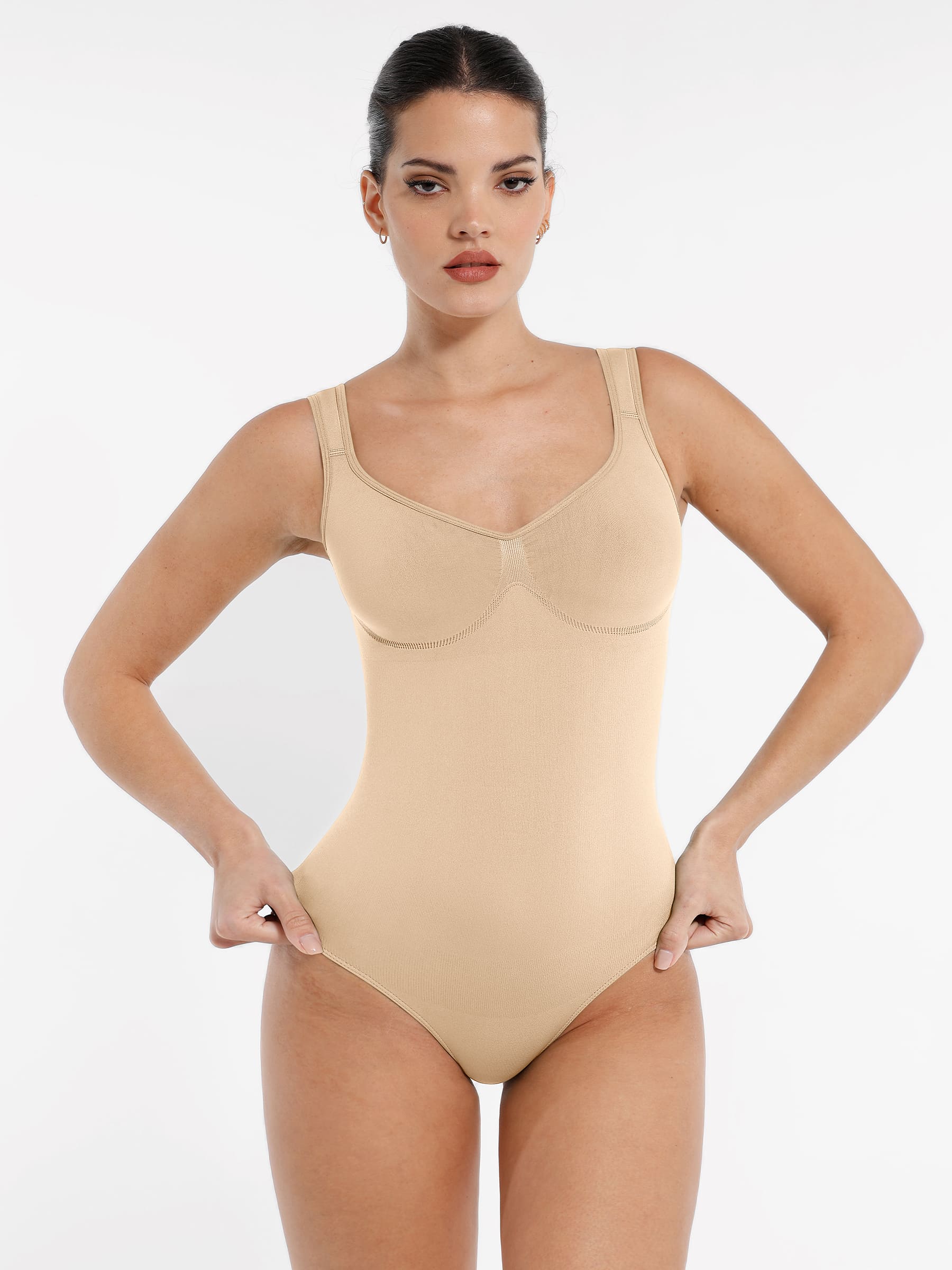 Body de tanga con escote de diamante moldeador sin costuras MyCurve