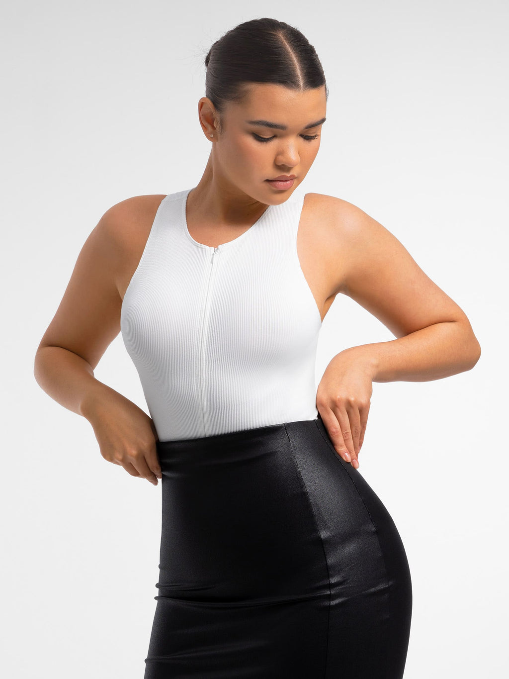 MyCurve Tummy-Shaping Seamless Zipper Bodysuit