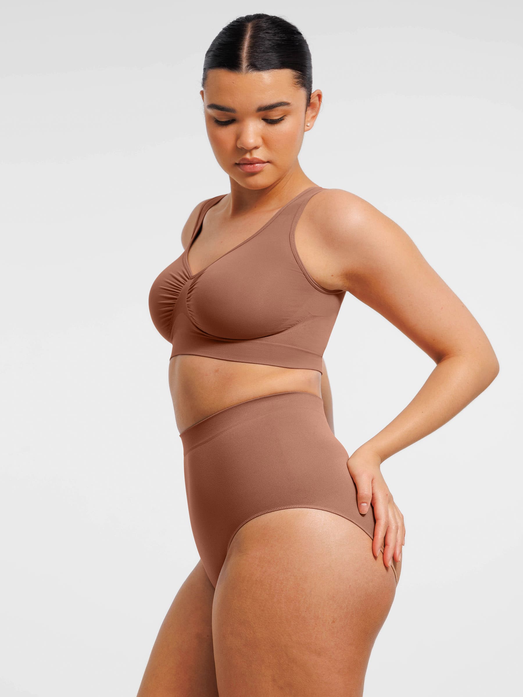 Conjunto de sujetador de tirantes anchos sin costuras y braguita moldeadora de abdomen sin costuras MyCurve