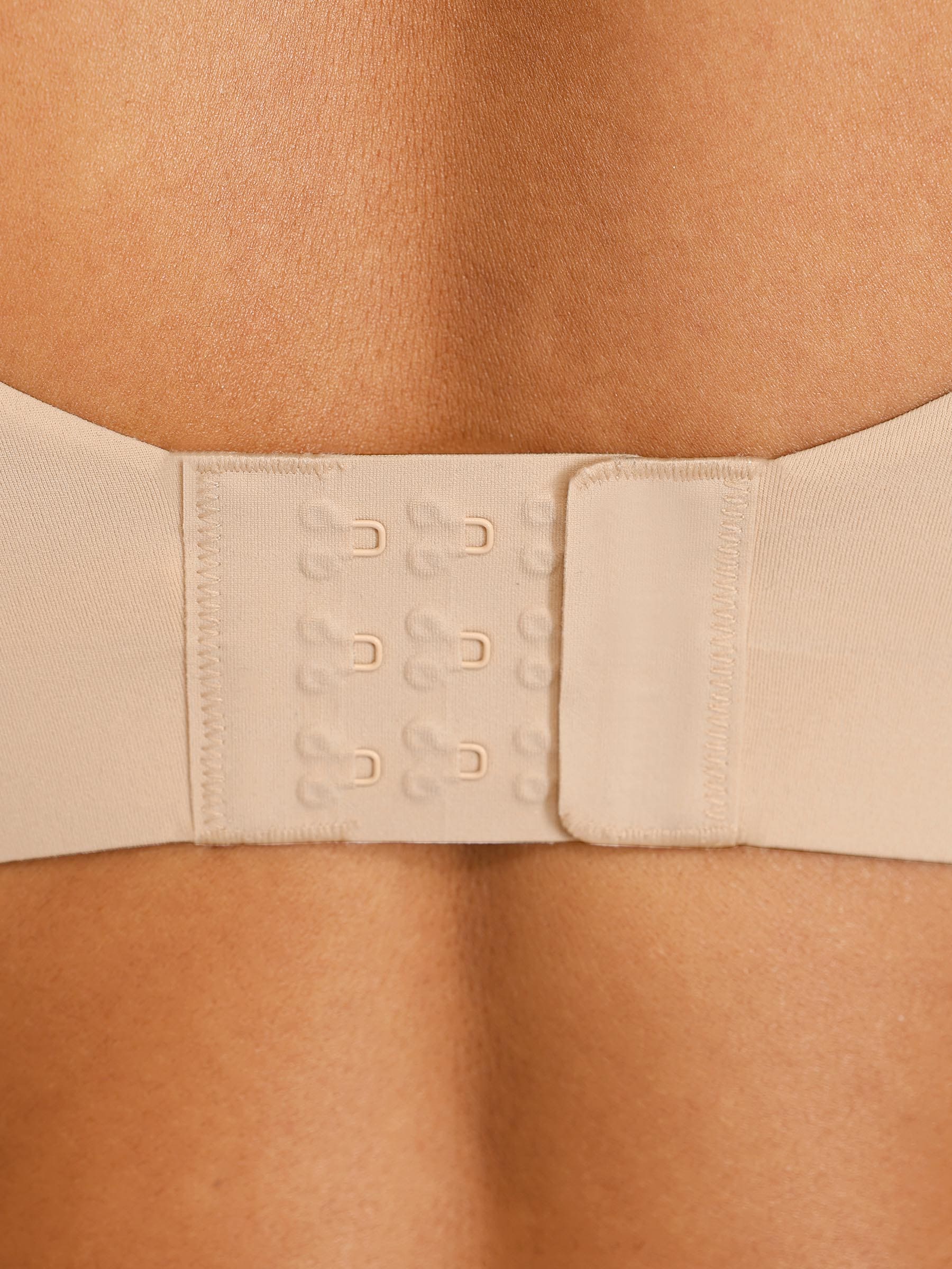 MyCurve Underwire Adjustable Deep V-neck Bra