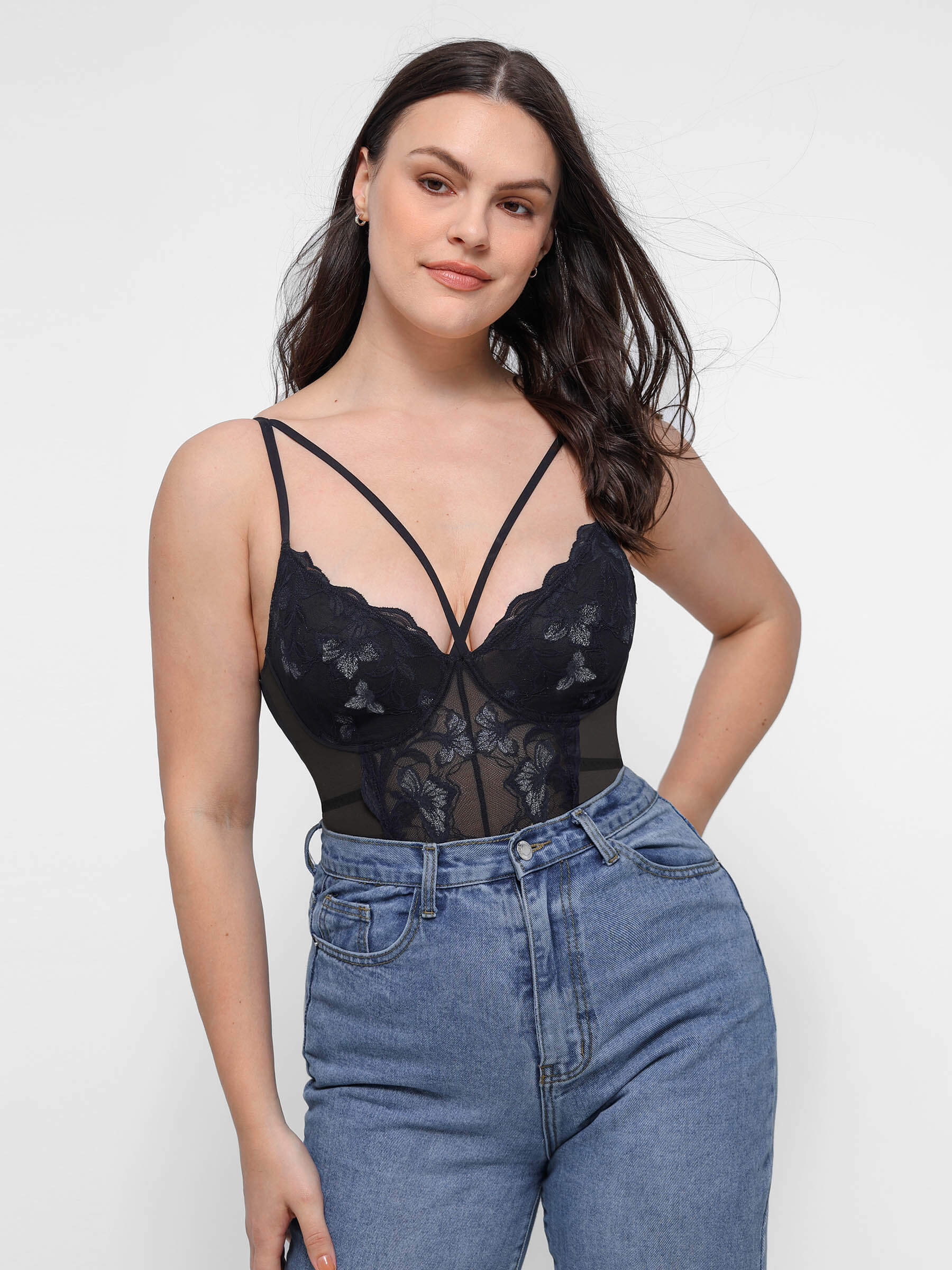 Body moldeador tipo tanga de encaje suave MyCurve