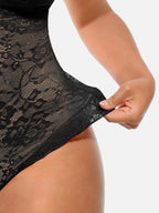 Body de cuerpo entero con escote en V y encaje MyCurve