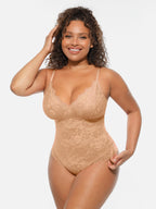 Body de cuerpo entero con escote en V y encaje MyCurve