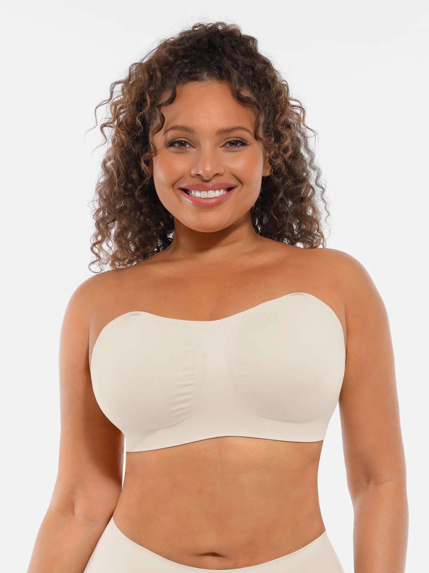 MyCurve Seamless Strapless Anti-Slip Removable Pads Bra