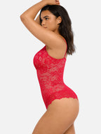 Body de tanga con escote en V y encaje MyCurve