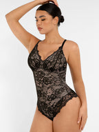 Body de tanga con escote en V y encaje MyCurve