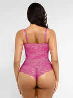 Body de tanga con escote en V y encaje MyCurve